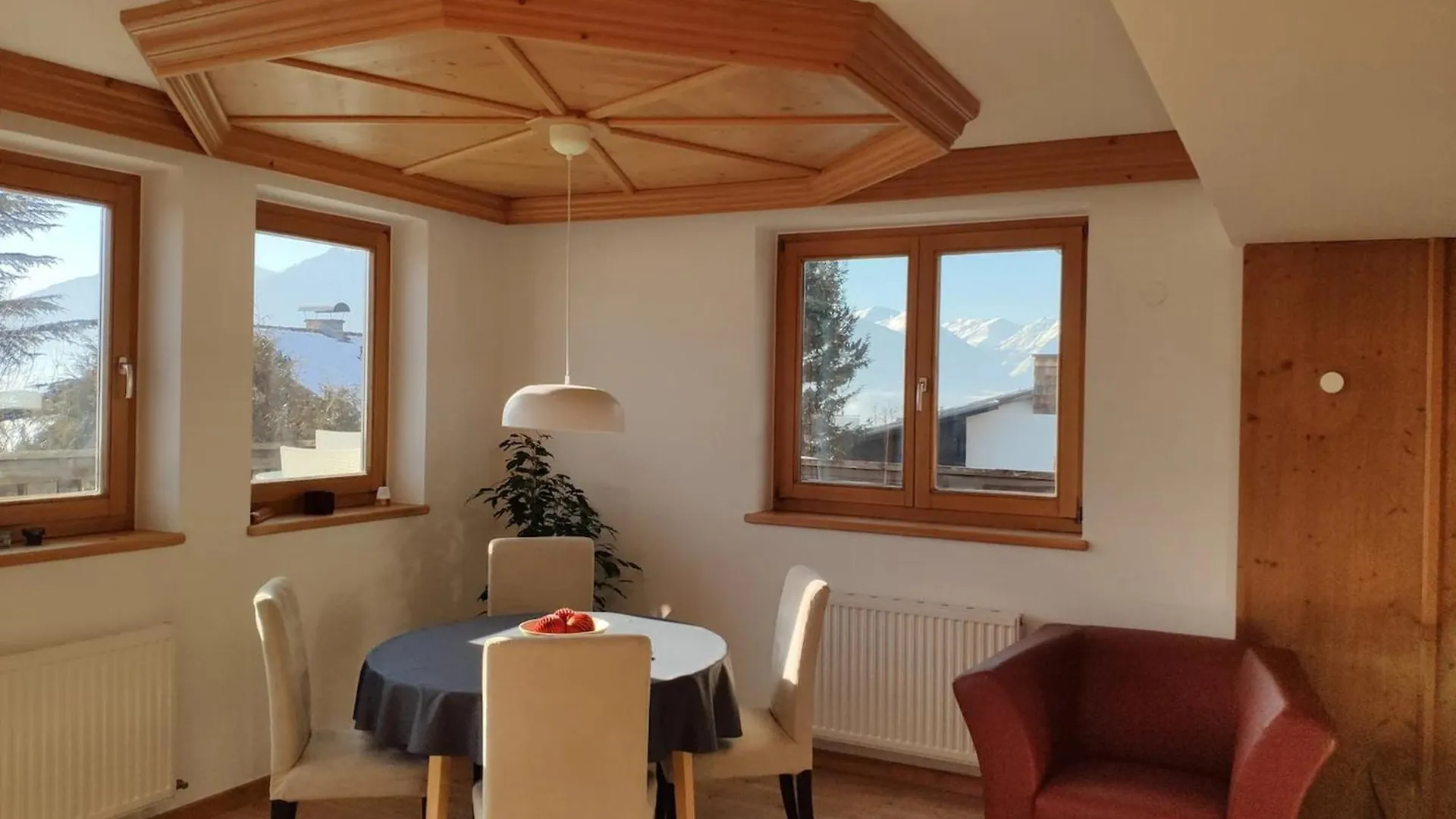 Alpendohle Apartments Innsbruck Austria